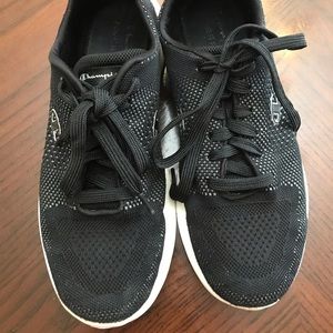 Champion Shoes 9.5